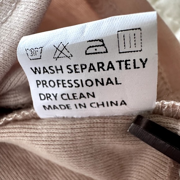 NWOT C+D+M Collection One Shoulder Long Sleeve Crop Top Tan Size Small - Picture 5 of 7